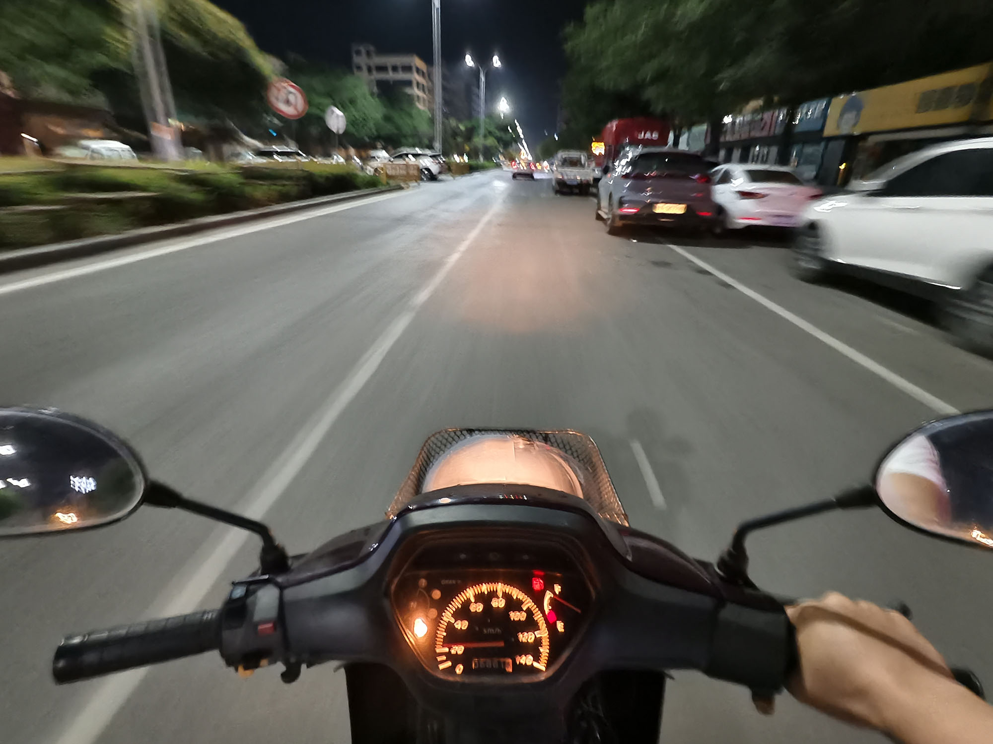 2026.06.24凌晨2点夜骑摩托.jpg 2026.06.24凌晨2点夜骑摩托.jpg